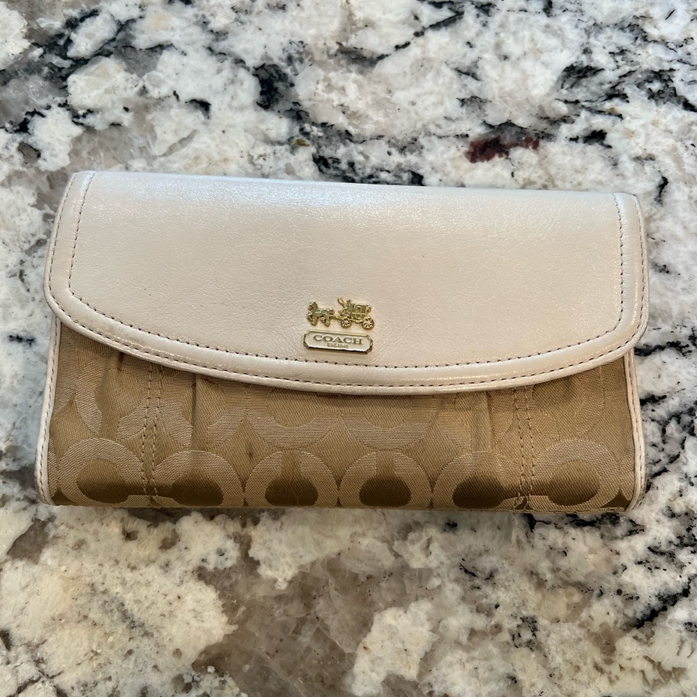 Coach wallet